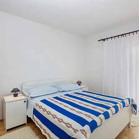 Appartamento By The Sea Grebastica, Sibenik - 482 *